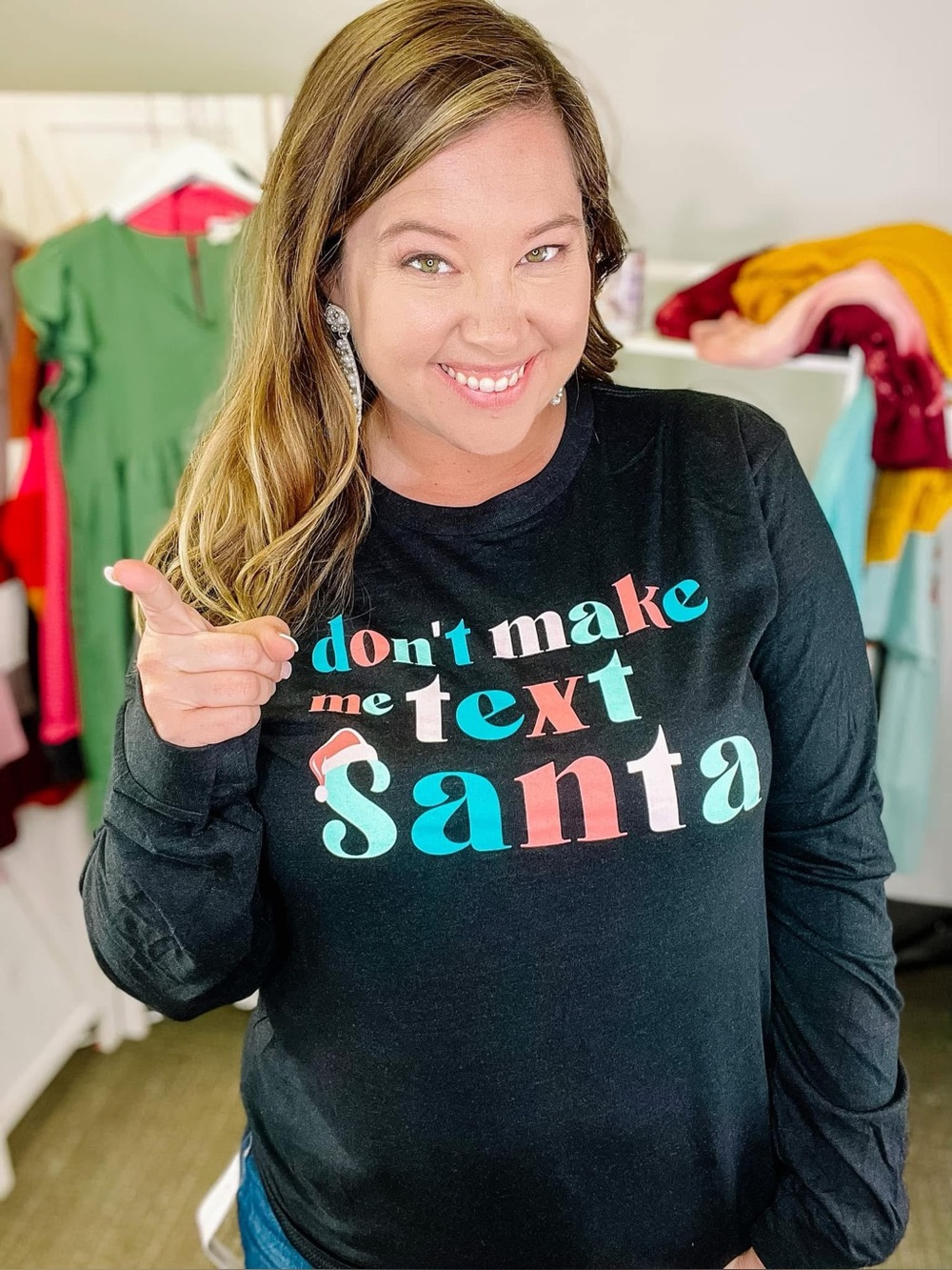Black Holiday 'Don't Make Me Text Santa' Graphic Tee
